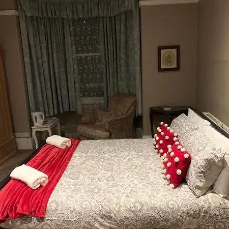 44 Wigginton Road Bed & Breakfast