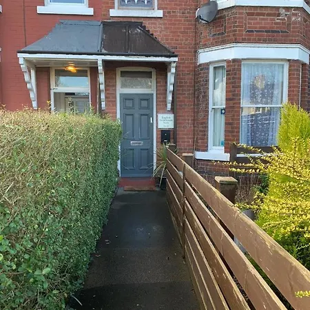 44 Wigginton Road York